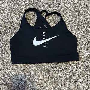BLACK NIKE BRA